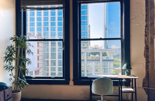 Historic Core Apartment | OVERSIZED NY-STYLE BOHEMIAN SKYLINE PENTHOUSE IN BEST DTLA LOCATION