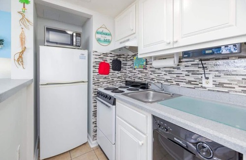 Myrtle Beach Condo | OVKing, New HVAC, Walk to Attractions & Dining!