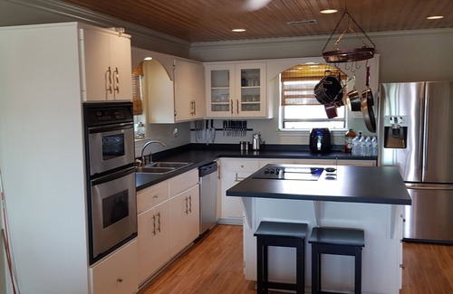 Toilla Segunda House | OWB Beach House a short1/2block walk to the back