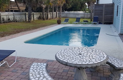 Toilla Segunda House | OWB Beach House a short1/2block walk to the back