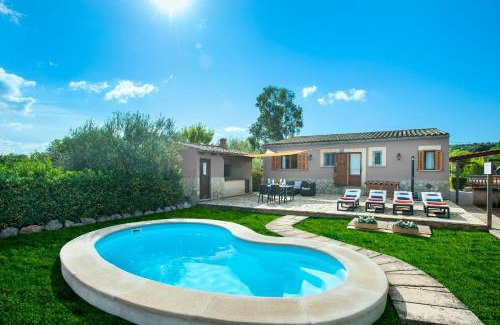 Campanet Villa | Owl Booking Villa Garreta - Rustic Stay with Mountain Views