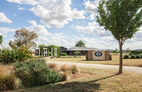 Gulgong Cabin | Owl Head Lodge
