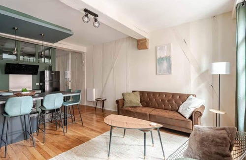 Dijon Centre Ville Apartment | Owl Prestige, The heart of Dijon (3 stars)