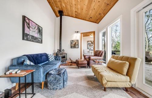 Ellijay House | Owl's Den