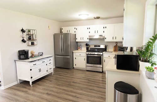 Rochester House | Owl's Nest - A Rochester Escape! RIT & UoR Nearby!