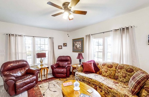 Thomasville House | Owl's Nest - Quiet abode, 5 minutes from downtown