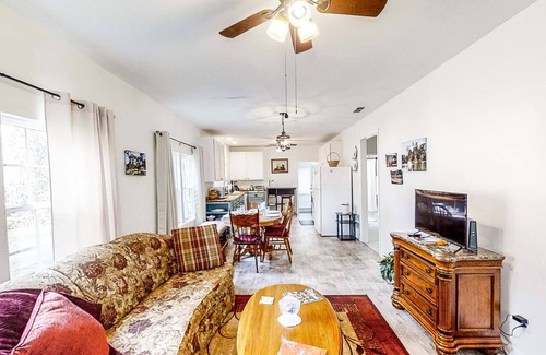 Thomasville House | Owl's Nest - Quiet abode, 5 minutes from downtown