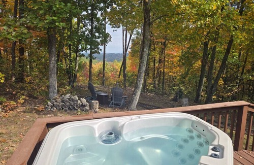 Sevierville Cabin | Owl Take the View in Hidden Mountain
