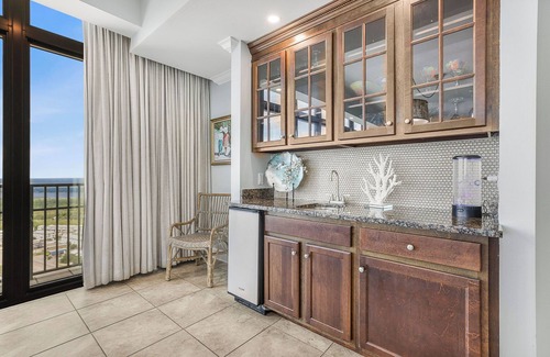 Orange Beach Condo | Owner direct Special- Spectacular views of Gulf & Sunsets! Only 5 star reviews