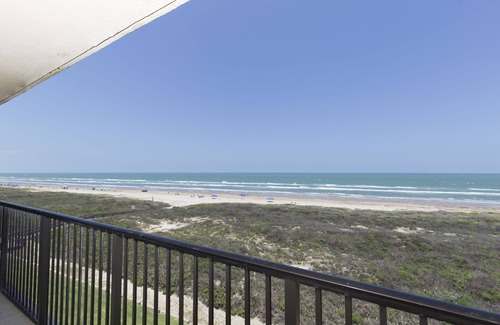 South Padre Island Condo | Owner's Special Beachfront Gated 2 Bedroom 2 Bath Sleeps 6 Wi-Fi, 2 Pools,Tennis