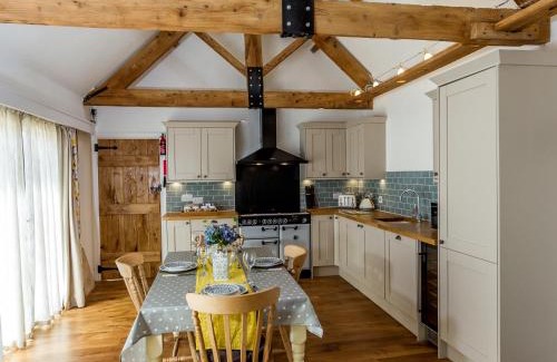 Chippenham House | Oxen Cottage Nables Farm