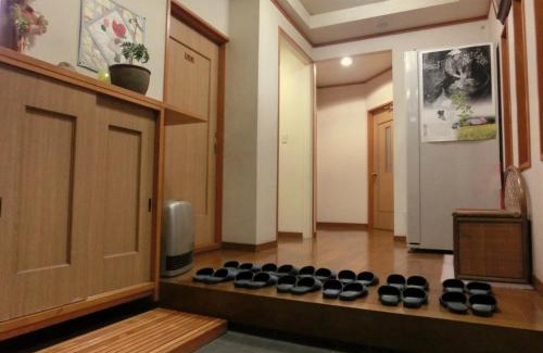 Nozawaonsen House | Oyado Uemasa