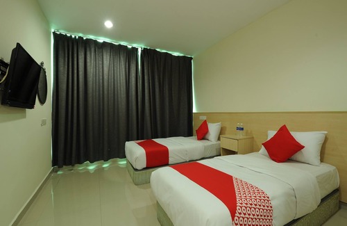Medan Batu Caves Hotel | OYO 1055 Batu Caves Star Hotel