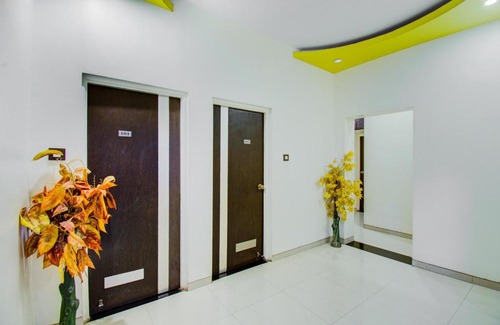 Daulatabad Hotel | OYO 11548 Hotel Mrunal Palace