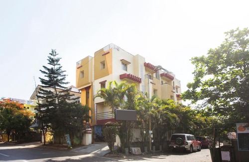 Pimpri - Chinchwad Hotel | OYO 11566 Shree Swami Apartment
