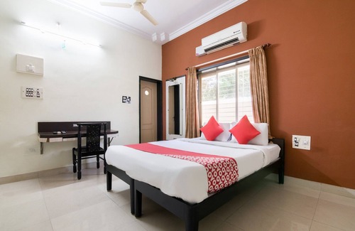 Electronics City Hotel | OYO 12737 JK Residency