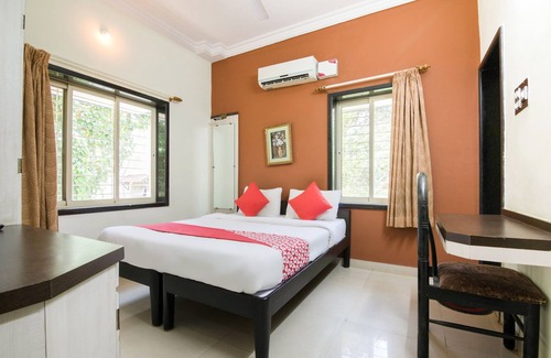 Electronics City Hotel | OYO 12737 JK Residency
