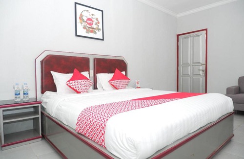Semarang Hotel | OYO 1284 Executive Residence