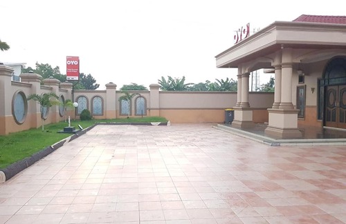 Medan Hotel | OYO 1286 Hotel Syariah Aceh House