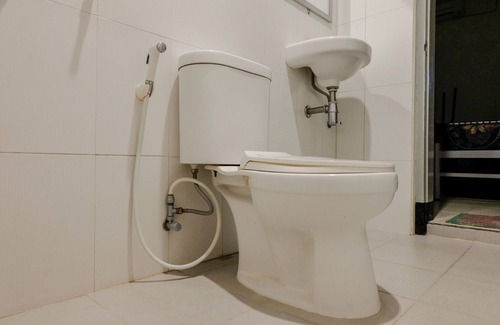 Blimbing Hotel | OYO 1289 Cbr Residence