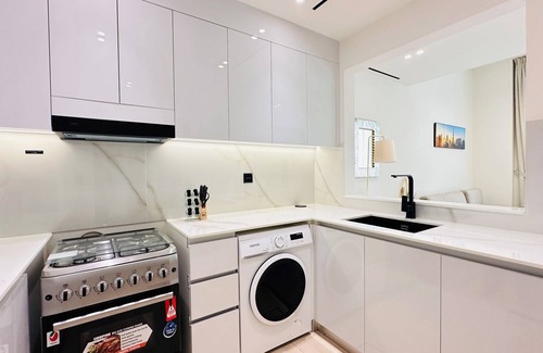 Jumeirah Village Circle Apartment | OYO 1289 Home Premium 1Bed Apartment At