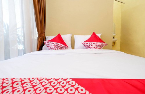 Surakarta Hotel | OYO 1312 Graha Wisata Hotel