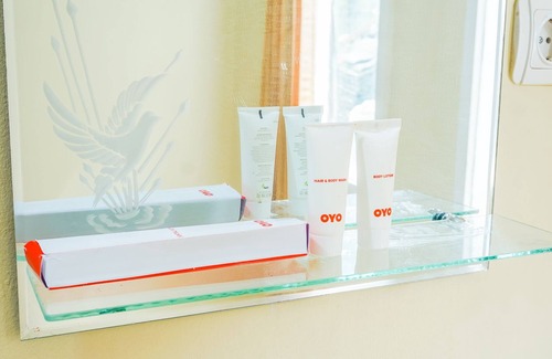 Bandung Hotel | OYO 1340 Wisma Alamanda