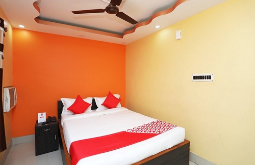 Kolkata Hotel | OYO 16058 Classic Inn