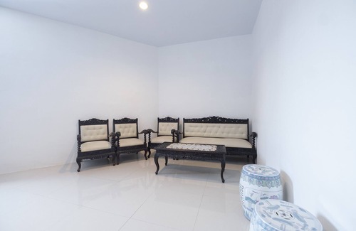 Biringkanya Hotel | OYO 1633 Hotel Darma Nusantara 3