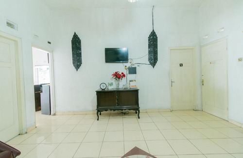 Sukabumi Hotel | OYO 1707 Hotel Mustika Widyasari