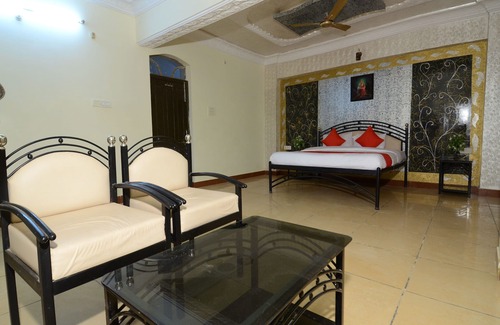Jhalamand Hotel | OYO 17368 Ranibagh Palace