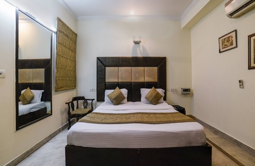 East of Kailash Hotel | OYO 1768 Home Stay The Divine Home