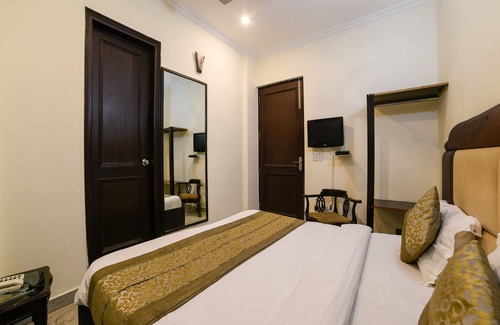 East of Kailash Hotel | OYO 1768 Home Stay The Divine Home