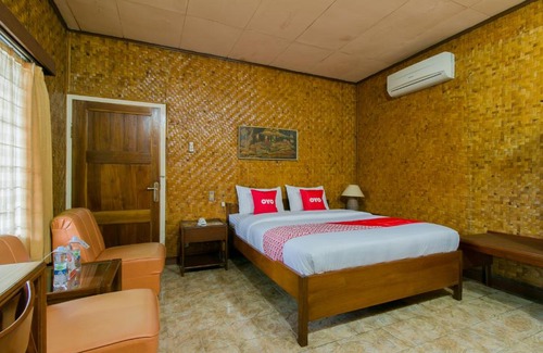 Jambelaer Hotel | OYO 1924 Hotel Rafflesia