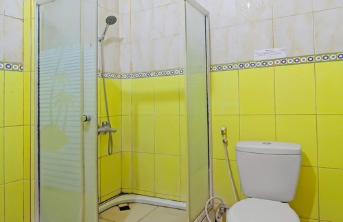 Nganjuk Hotel | OYO 1984 Hotel Istana Family Syariah
