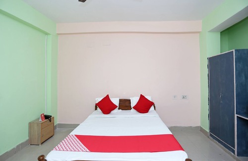 Hajipur Hotel | OYO 19971 Hotel New Urvashi