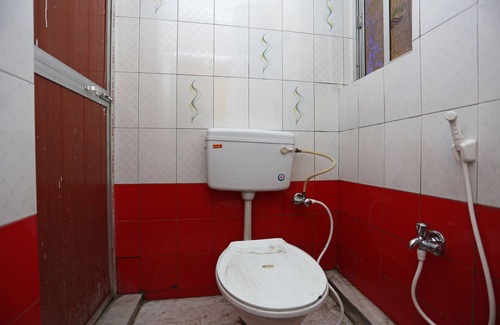Hajipur Hotel | OYO 19971 Hotel New Urvashi