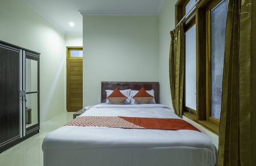 North Cirebon Hotel | OYO 2259 Zleepy Ks Tubun
