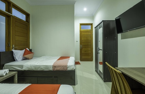 North Cirebon Hotel | OYO 2259 Zleepy Ks Tubun