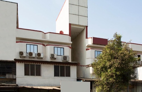 Mira Road East Hotel | OYO 23707 Amar Palace