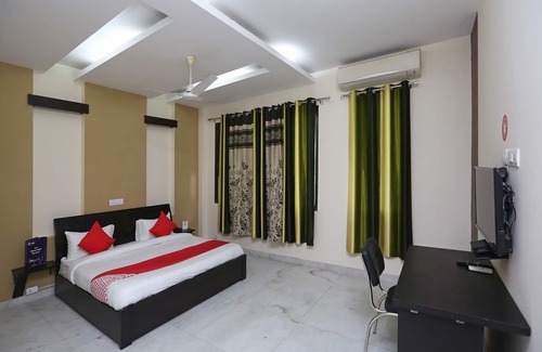 DLF City Hotel | OYO 24323 Lakshmi Residency