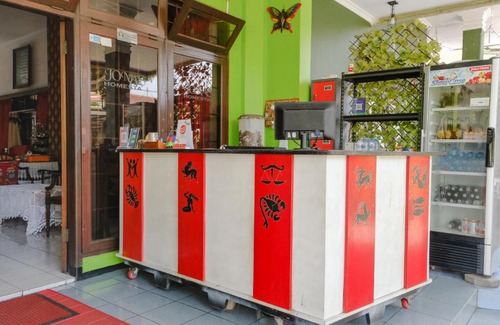Klojen Hotel | OYO 2772 Jonas Homestay