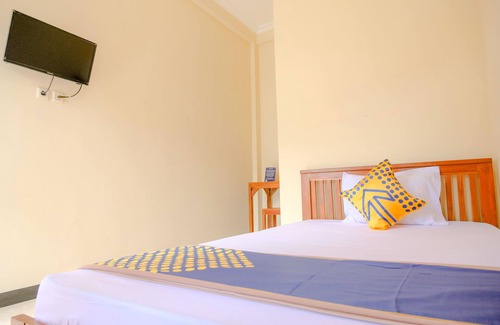 Blitar Hotel | OYO 2826 Panderman Residence