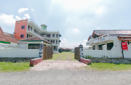 Sukaluyu Hotel | OYO 2858 Vafa Guesthouse