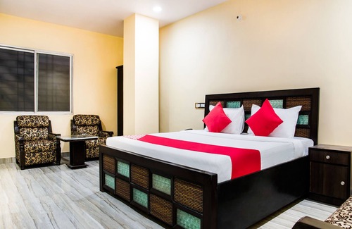 Patna Hotel | OYO 29179 The Biztel