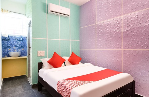 Visakhapatnam Hotel | OYO 30291 Sonika Grand