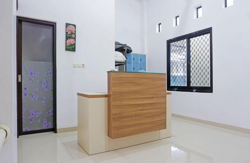 Makassar Hotel | OYO 3123 Orchid Homestay Syariah