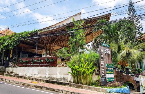 Pecatu Hotel | OYO 3186 Thomas Garden Place