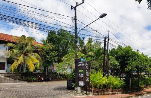 Pecatu Hotel | OYO 3186 Thomas Garden Place