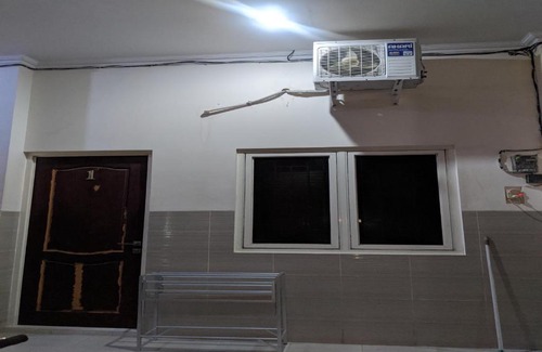 Sumenep Hotel | OYO 3271 Homestay Pandian